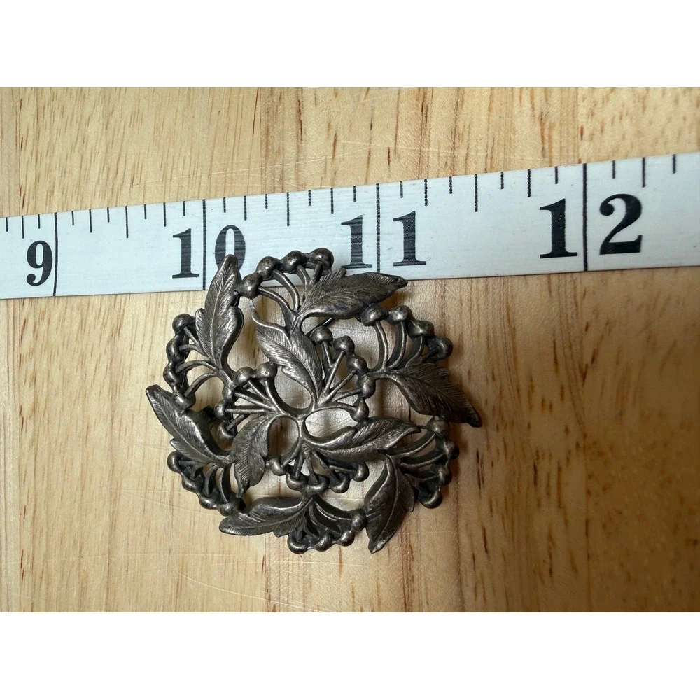 Silver Tone Pewter Leaf and Berry Wreath Brooch Pin Vintage Botanical Style